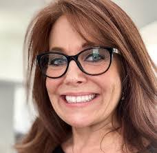 Denise Avery's Instagram, Twitter & Facebook