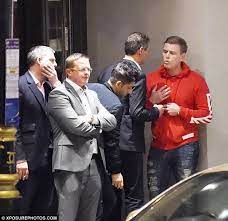 His birthday, what he did before fame, his family life, fun trivia facts, popularity family life. Tommy Mallet Locked In Debate With Businessmen About Cars Daily Mail Online