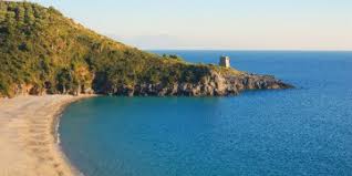 L casa vacanze tortorella è un complesso residenziale situato al centro di marina di camerota, alle spalle di piazza s. Case Vacanza B B E Hotel A Marina Di Camerota 38 Offerte