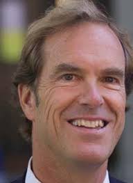 Harvard dean of freshmen departs and more