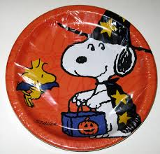 Check spelling or type a new query. Snoopy Woodstock Trick Or Treating Halloween Dinner Plates Shopcollectpeanuts Com
