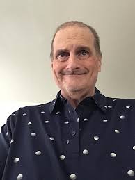 Why does the station freeze and turn to a green screen several times per  hour?