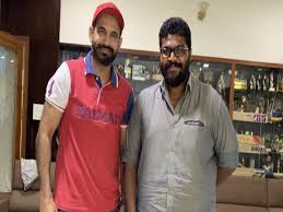 Cricketer irfan pathan announces his retirement from all forms of cricket at a programme, in former cricketes and coach irfan pathan spends time with j&k domestic cricket team during a practice. Cricketer Irfan Pathan Shares Unseen Video From The Sets Of His Tamil Debut Film Vikram Starrer Cobra