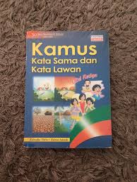 Kata lawan in a sentence and translation of kata lawan in english dictionary with audio pronunciation by dictionarist.com. Kamus Kata Sama Dan Kata Lawan Books Stationery Books On Carousell