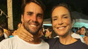 Ivete Sangalo manda mensagem para ex em aniversário: 'Viva o papai'