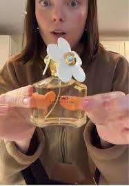 Daisy Jacobs's Instagram, Twitter & Facebook