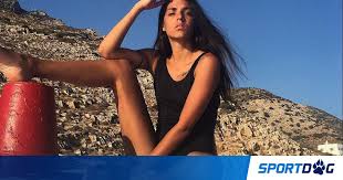 Στην συνέχεια της κοινής τους συνέντευξης στον νίκο κοκλώνη ο άρης μακρής και η άννα μαρία βέλλη μιλούν για τους καυγάδες τους, αποκαλύπτουν αν έχουν χωρίσει ποτέ και απαντούν αν τους έχει περάσει από το μυαλό να παντρευτούν. Apokalypsh Gia Anna Maria Bellh Aytos Einai O Syntrofos Ths Sportdog Gr A8lhtika Nea Eidhseis Sport