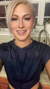 Daphne Alabama Its Giving Hood