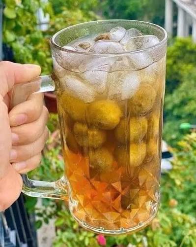 SẤU NGÂM ĐƯỜNG GỪNG - ĐẶC SẢN NGƯỜI HÀ NỘI 1 Hũ 1kg #80k Nước sấu thì ngon mà mùa sấu thì ngắn, nên là cứ phải tranh thủ vào mùa là