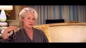 Mais en tant qu'assistante de la tyrannique rédactrice en chef d'un prestigieux magazine de mode, elle la table blanche de miranda priestly (meryl strip) dans le diable s'habille en prada. New York Top 10 Des Lieux De Tournage Du Diable S Habille En Prada Fantrippers