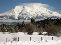 Lenticular Clouds over Mt. Shasta ...