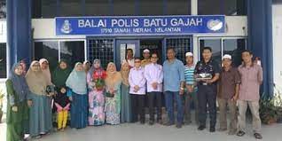 Get their location and phone number here. Selamat Hari Polis Yg Kg Batu Gajah Tanah Merah Kelantan Facebook