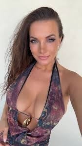 Vasile Truta's Instagram, Twitter & Facebook