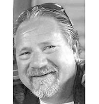 Luke Lindell's Instagram, Twitter & Facebook