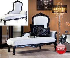 إضافة كنب كلاسيكي إلى غرفة النوم يزيد من جماليتها ويعطيكي وقت ومكان مناسب للقراءة adding seating to a bedroom gives it a lounge like home decor furniture home