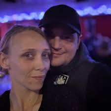 Anyone know of anyone that can do a baby photo shoot local to Romford? TIA x