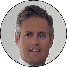 Dennis Stern's Instagram, Twitter & Facebook