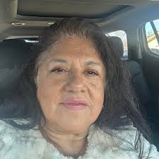 Attention everyone!!!!!! Breaking news Doug moore had a great night last  night and ate himself a chicken sandwich with some Tabasco and loved it. I  stayed with him all night and he