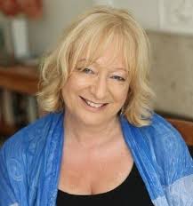 The House That Alice Built: Penhall, Chris, Teal, Julie: 9781407989457:  Amazon.com: Books