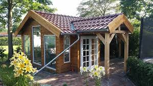 Gartenhaus Selber Bauen Ein Eigenbau In 100 Diy Gartenhaus Selber Bauen Gartenhaus Bauen Gartenhaus