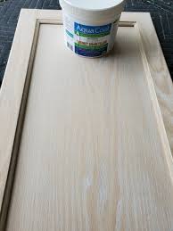Wood filler is different than wood putty. Tips For Using Wood Grain Filler For Oak Cabinets Dengarden