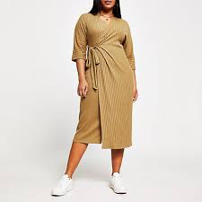 Prettylittlething camel tiger wide rib high neck oversized jumper dress для девушек с особым дерзким вкусом) сукня джемпер вільного крою міні з широким рукавом тигровий принт колір бєж+чорний розмір xl xxl довжина 87 см н.о.г.58 см 95% полі,5% еластан в рубчик тканина. Plus Size Sale Women Sale River Island