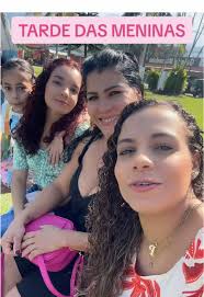 Compras em Família: VLog da Tarde das Meninas