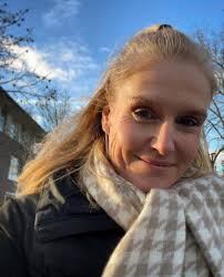 Happy Easter to all my friends here.