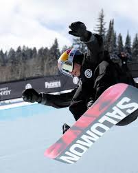 Coal x TheGoodLife! present Ian Longwell