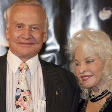 Neil armstrong betrat als erster mensch den mond und gilt bis heute als volksheld. Der Zweite Mensch Auf Dem Mond Panorama