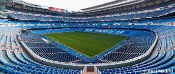 Real madrid club de fútbol. The Santiago Bernabeu Shows Off Its New Pitch Real Madrid Cf