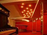 Sala izvor a teatrului bulandra din bucurești va primi numele regizorului liviu ciulei, în semn de omagiu adus de instituţia de spectacole directorului ei cu recunoştinţă şi iubire, teatrul bulandra dăruieşte sălii izvor numele «liviu ciulei». Teatrul Bulandra Bucuresti HartÄƒ È™i Contact