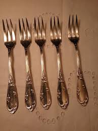 Couverts En Metal Argente Poinconnes 5 Fourchettes A Poisson Couverts En Argent Couvert Fourchette