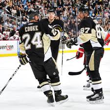 Jordan eberle and mathew barzal both had two points on the evening as the new york islanders beat the pittsburgh penguins. Penguins Vs Islanders Sidney Crosby Returns For Game 2 Sbnation Com