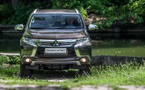 Download Wallpapers 4k Mitsubishi Pajero Sport 2018 Cars Offroad Suvs Mitsubishi Besthqwallpapers Com Mitsubishi Pajero Sport Mitsubishi Pajero Mitsubishi
