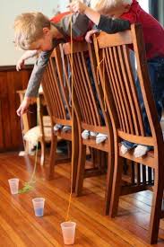 Okuloncesi Sanat Ve Fen Etkinlikleri Okuloncesi Ip Oyunlari Ince Motor Becerileri Oyun Oyunlar