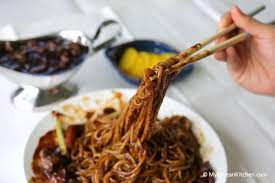 Korean Black Bean Sauce Noodles Jajangmyeon Recipe Food Korean Dishes Black Bean Sauce