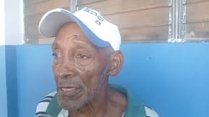 Señor denuncia acoso y amenazas por una empalizada en Los Espínolas, San  Francisco de Macorís.