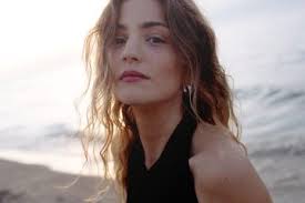 Metronomy member Anna Prior goes solo with the irresistible pop-house  kiss-off “Thank You For Nothing”