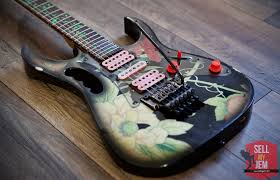 The new floral that was announced a while ago has just been revealed! Stunning First Edition Ibanez Jem 1988 77fp Floral Pattern Guitar New Hard Case Tremolo Arm