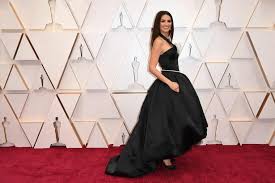 Born 28 april 1974) is a spanish actress and model. Penelope Cruz Oscars 2020 Die Schonsten Red Carpet Looks Der