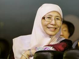 Wan azizah binti wan ismail. Distasteful And Crass Language Part Of Umno Culture Din Merican The Malaysian Dj Blogger