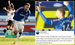 7 haziran 1991 tarihinde almanya, wetzlar'da dünyaya gelmiştir. Cenk Tosun Denies Celebration After Scoring Goal Against Rotherham Was Politically Motivated Daily Mail Online