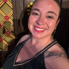 Let the birthday celebration continue 🎈visit www.smarturl.it/winedown to  join me at my birthday concert tonight at 8pm EST! (Note new time)  #croonerbdayweekend