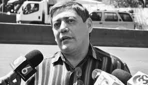 Al cierre de junio, 3,370 salvadoreños han pedido asilo en México. El  Salvador está por alcanzar la misma cantidad de peticiones de Haití. La  gente huyendo del “paraíso cyan”. Según: