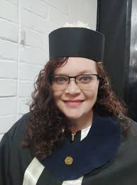 Vivian Marie Cárdenas en LinkedIn: Muy orgullosa y agradecida de finalmente  haber logrado cerrar este ciclo.