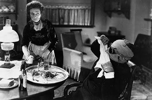 Invisible Man, The (Universal 1933) - Classic Monsters