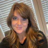 Lori Forrest's Instagram, Twitter & Facebook