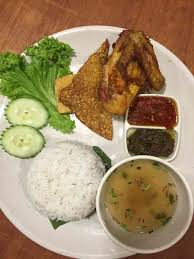 Set nasi putih rsmy (weekdays only). Warung Makcik Kiah Menu Scanmenu My