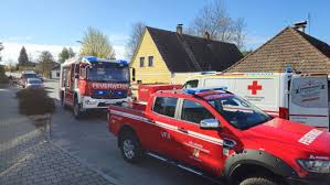 Notlage - Feuerwehr Dietmanns öffnete Tür zu Wohnhaus